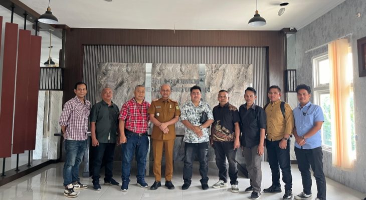 FORWATUN Audiensi dengan Camat Medan Tuntungan, Siap Kawal Program Pemerintah hingga ke Kelurahan
