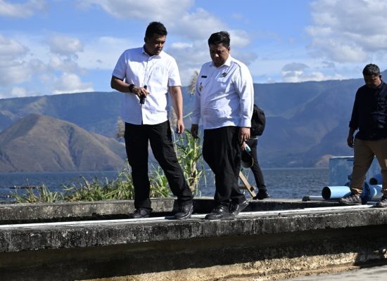 Gubernur Sumut Bobby Nasution Akan Tingkatkan Kualitas Air Bersih untuk Masyarakat, Tinjau Reservoir Tirtanadi Cabang Samosir