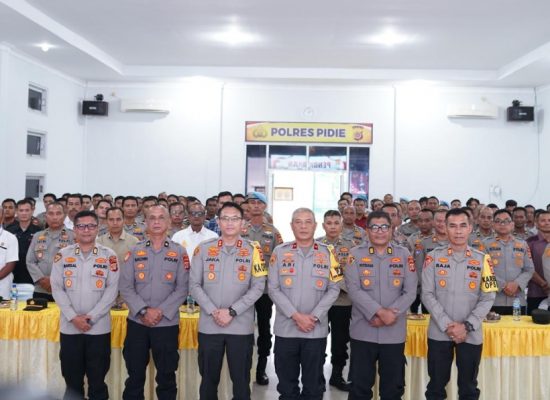 Wakapolda Aceh Berikan Arahan di Polres Pidie, Tegaskan Pentingnya Integritas dan Kesehatan Personel