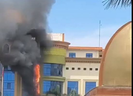 Gedung di Kompleks Asrama Haji Medan Terbakar, Petugas Berhasil Padamkan Api