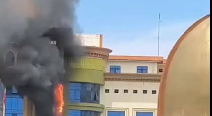 Gedung di Kompleks Asrama Haji Medan Terbakar, Petugas Berhasil Padamkan Api