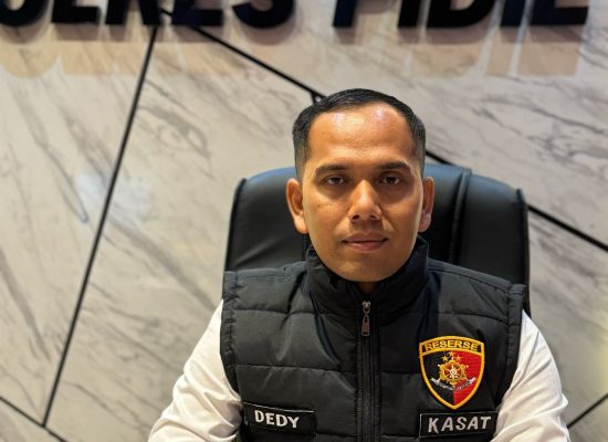 Unit Tipidkor Polres Pidie Tangkap Pelaku Penggelapan Gaji Karyawan Ratusan Juta Rupiah di Jakarta