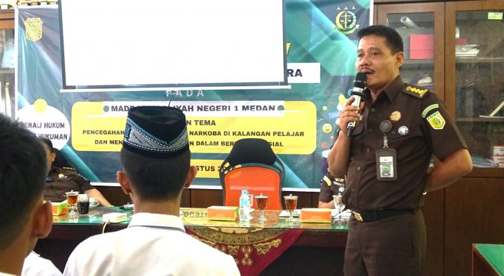 Kejati Sumut Gelar Penyuluhan Hukum di MAN 1 Medan, Fokus Cegah Narkoba dan Bijak Bermedsos