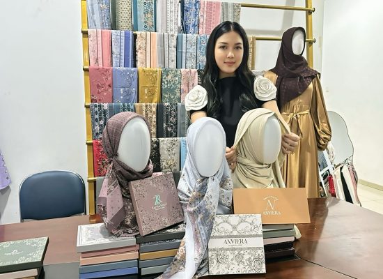 Anviera Scarves Official, Oleh-oleh Premium dari Bandung yang Tak Akan Basi