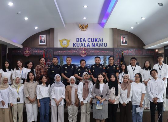 Bea Cukai Kuala Namu Terima Kunjungan Komunita Regional Medan, Perkuat Pemahaman Generasi Muda Soal Ketahanan Ekonomi