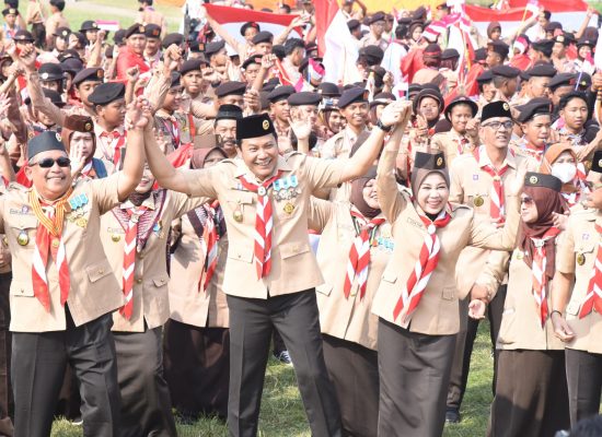 Bupati Sidoarjo Pimpin Upacara Hari Pramuka ke-64, Ajak Generasi Muda Jadi Agen Perubahan di Era Digital