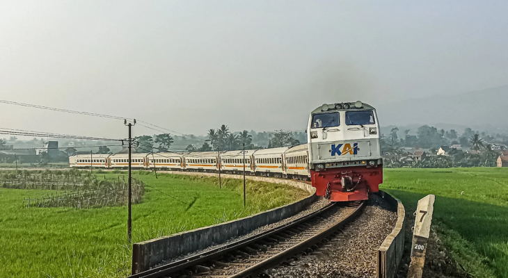 KAI Group Layani 286,57 Juta Pelanggan dalam 7 Bulan, LRT Jabodebek Tumbuh 47%