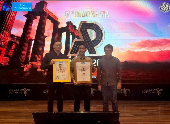 JNE Raih Dua Penghargaan di Indonesia Public Relations Summit 2025