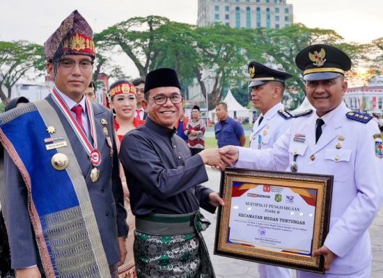HUT RI ke-80, Medan Tuntungan Raih Juara II Lomba Gapura Tingkat Kota Medan