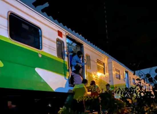 Commuter Line Jenggala Alami Gangguan Rem, Penumpang Panik di Jalur Candi Sidoarjo