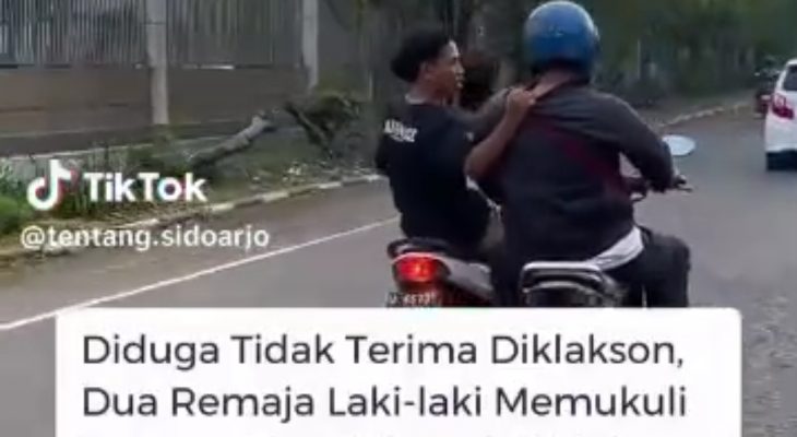 Dua Pemuda Berboncengan Aniaya Pengendara di Jalan Gedangan, Videonya Viral
