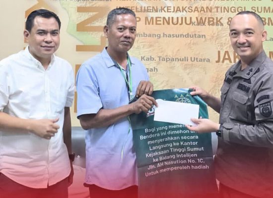 Nelayan Belawan Temukan Bendera Ikon POR Kejati Sumut, Diganjar Hadiah dan Diundang ke Kantor Kejati