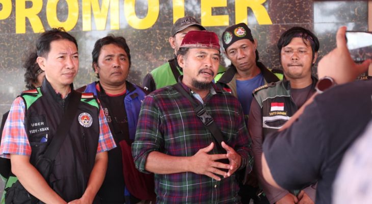 APOB Jenguk Anggota Polri yang Terluka Saat Kawal Aksi Unjuk Rasa
