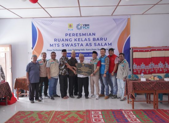 YBM PLN UID Sumut Resmikan Bantuan Tiga Ruang Kelas Baru di MTs Swasta As Salam Karo