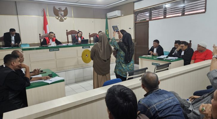 Kesaksian Warga di Sidang Rahmadi Bantah Narasi Polisi Soal Pengerusakan Mobil