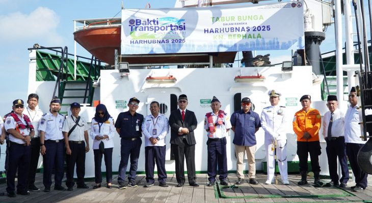 Pelindo Regional 1 Belawan Ikut Tabur Bunga Sambut Harhubnas 2025