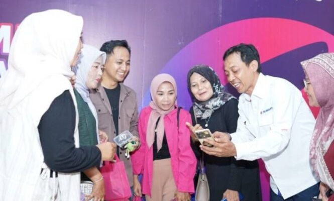 XLSMART Perluas Jaringan dan Gelar “Teman UMKM Naik Kelas” di Padang