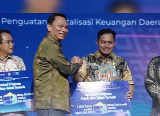 Pemko Medan Raih Penghargaan Program Pajak Non-Tunai Terbaik se-Sumut