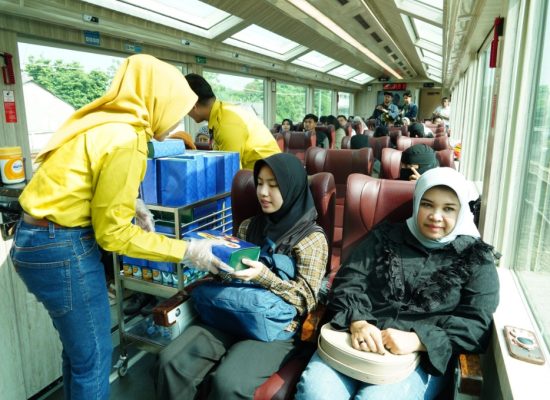 Kereta Panoramic Kembali Hadir, Warnai Perjalanan KA Wisata Mulai September 2025