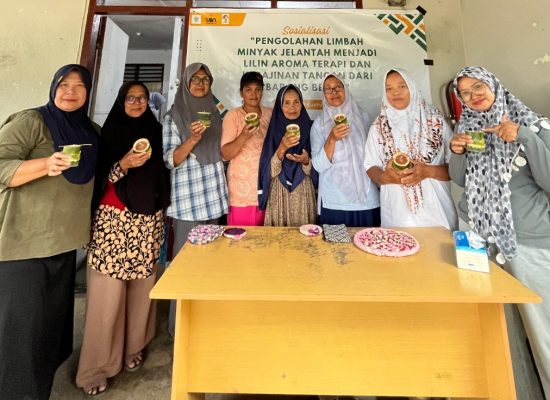 Sosialisasi Pengolahan Minyak Jelantah di Sarimattin Dorong Ekonomi Kreatif dan Lingkungan Bersih
