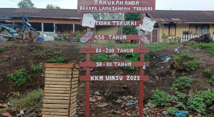 Mahasiswa KKN Gelar Sosialisasi Pembuatan Plang Edukasi dan Tong Sampah Bambu di Nagori Sarimattin
