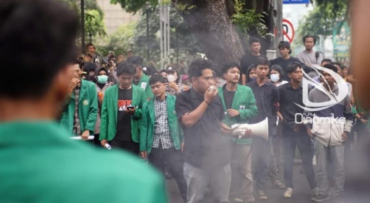 Sorotan Publik Tumpah di Rapat Paripurna DPRD Sumut: Gubernur Dinilai Arogan Soal Pergeseran APBD 2025