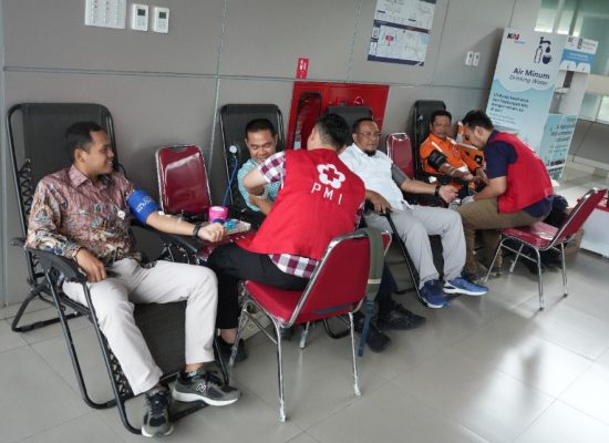 KAI Divre I Sumut Gelar Donor Darah Serentak di Empat Stasiun Sambut HUT ke-80