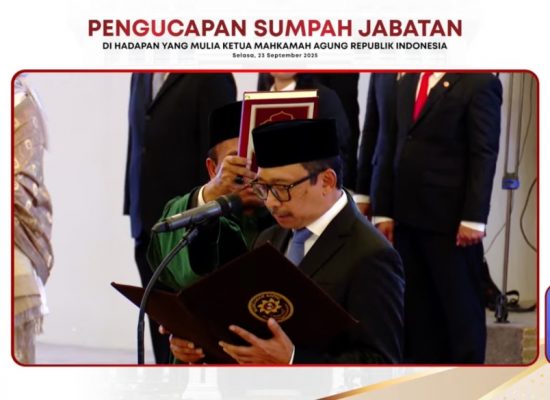 Juda Agung Resmi Dilantik Jadi Anggota Dewan Komisioner OJK Ex-officio BI