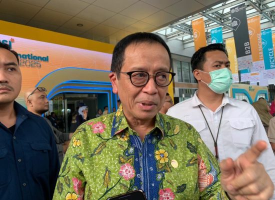 OJK Awasi Ketat Penempatan Dana Pemerintah Rp200 Triliun di Bank Himbara