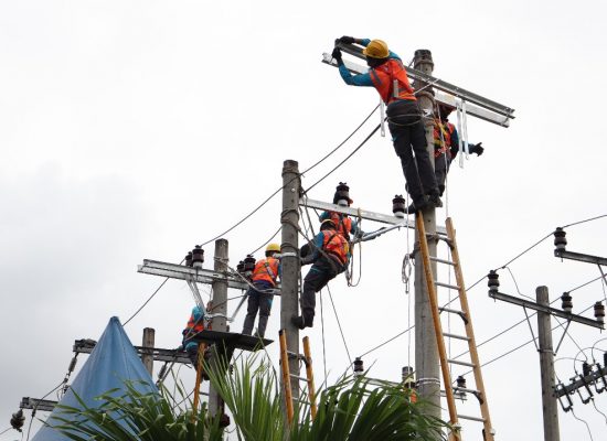 PLN UP3 Rantauprapat Wujudkan Layanan One Day Service untuk Pelanggan Industri PT Sintong Unigolden Glove