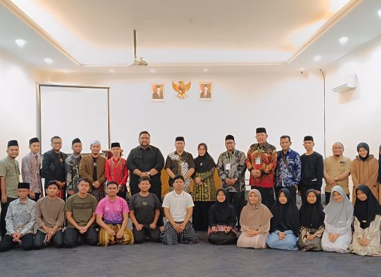 Kakanwil Kemenag Sumut Beri Motivasi Kafilah Jelang Penampilan di STQH Nasional XXVIII 2025 di Kendari