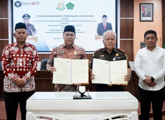 Kemenag Sumut dan Kejati Sumut Teken Kerja Sama Penanganan Masalah Hukum Perdata dan TUN