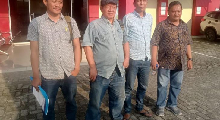 Slogan “Percuma Lapor Polisi” Kembali Mencuat, Wartawan Alami Kekerasan saat Liput Aksi di PT Universal Gloves