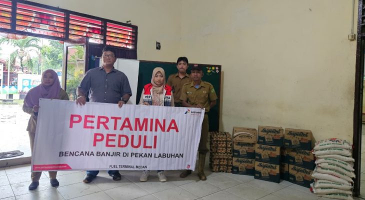 Pertamina Patra Niaga Salurkan Bantuan untuk Warga Terdampak Banjir di Medan Labuhan