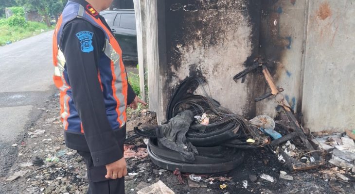 KAI Divre I Sumut Larang Pembakaran dan Pembuangan Sampah di Sepanjang Jalur Rel Kereta Api