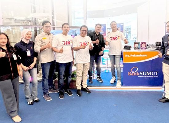 Bank Sumut Cabang Pekanbaru Raih Penghargaan “Most Visited Booth” pada Puncak Bulan Inklusi Keuangan 2025 di Riau