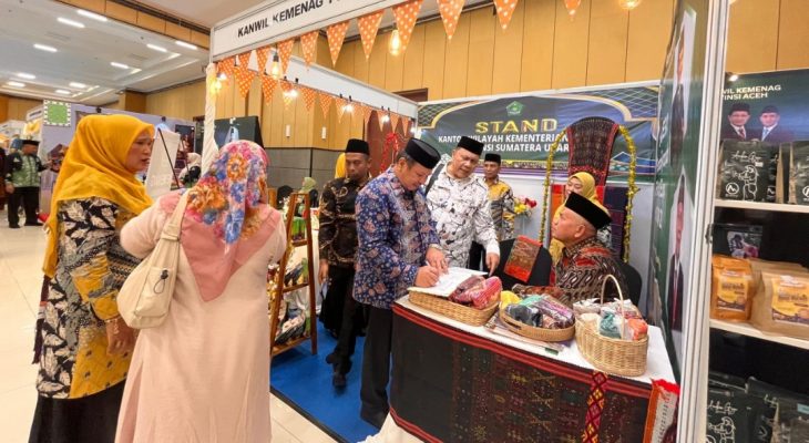 Menag Nasaruddin Umar Buka Indonesia Ekonomi Syariah (IES) Forum dan Expo 2025 di Mataram