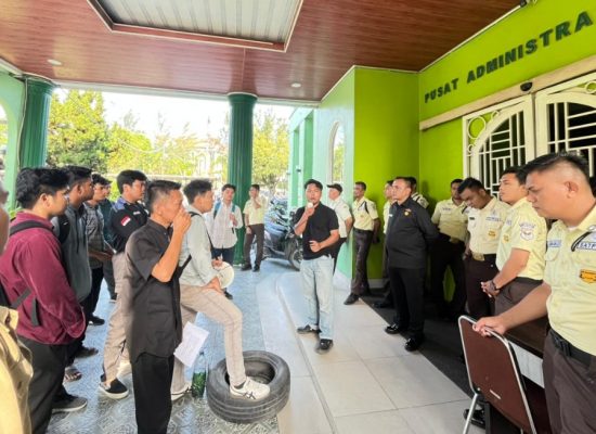 SEMA UIN Sumatera Utara Gelar Aksi Damai, Soroti Transparansi Beasiswa dan Fasilitas Kampus