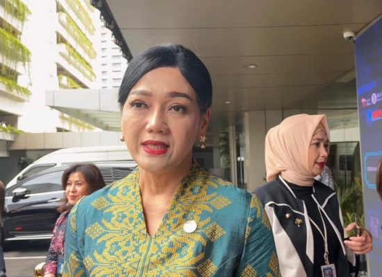 OJK Catat 206 Juta Masyarakat Terjangkau Program Literasi dan Inklusi Keuangan Hingga September 2025
