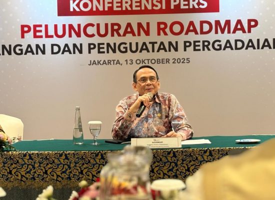 OJK Dorong Gadai Ilegal Ajukan Izin Usaha, Lebih dari 230 Ditemukan di Indonesia