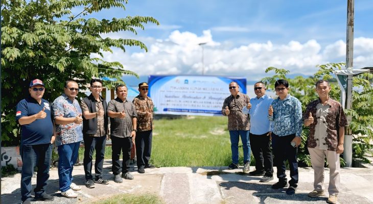Pelindo Multi Terminal dan UHKBNP Gelar Aksi Bersih Eceng Gondok di Danau Toba, Gagas Program Rumah Kelola Sampah