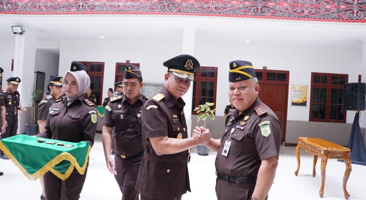 Kajati Sumut Lantik Pejabat Baru, Tekankan Soliditas dan Tanggung Jawab Kinerja