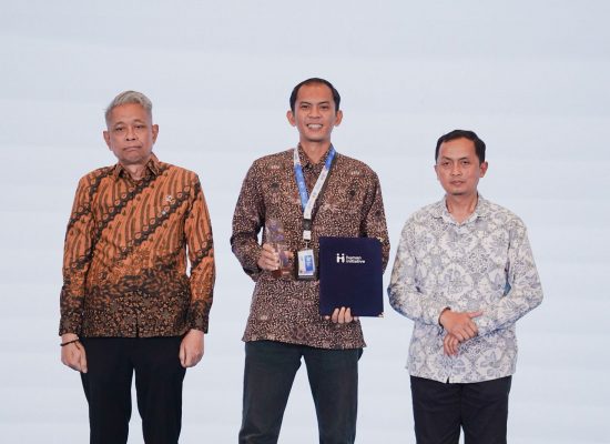Pertamina Patra Niaga Sumbagut Raih Initiative Award 2025 atas Komitmen Tingkatkan Kesejahteraan Masyarakat