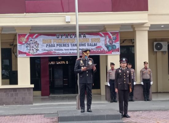 Peringati Hari Pahlawan, Polres Tanjungbalai Gelar Upacara Bendera dan Serukan Semangat Pengabdian