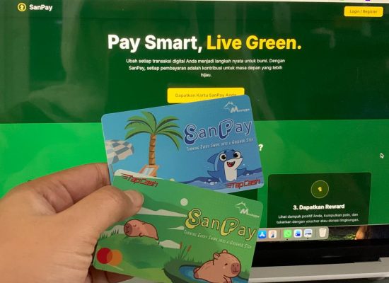 Mahasiswa UPER Kembangkan Kartu Pembayaran yang Hitung Jejak Karbon Secara Instan