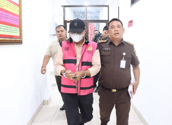 Kejari Medan Tahan Kasi Sarpras Medan Polonia Terkait Dugaan Korupsi BBM Solar Subsidi Tahun 2024