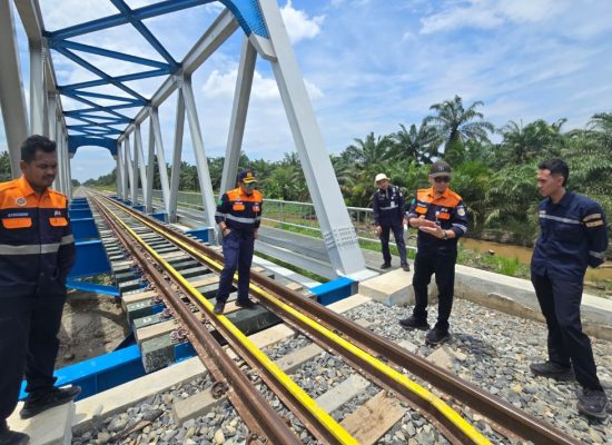 KAI Divre I Sumut Peremajaan 1.363 Bantalan Rel Jelang Nataru 2025/2026