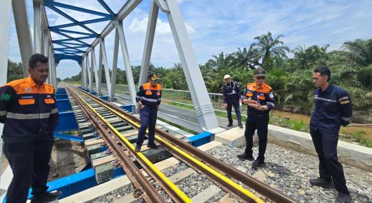 KAI Divre I Sumut Peremajaan 1.363 Bantalan Rel Jelang Nataru 2025/2026