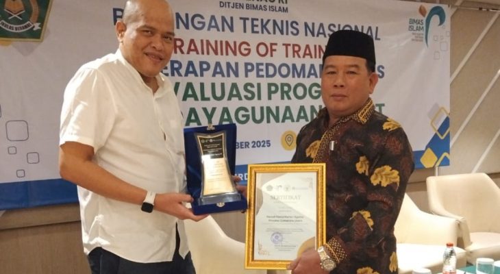 Kanwil Kemenag Sumut Raih Penghargaan Pengumpul Wakaf Uang Terbanyak Ketiga se-Indonesia
