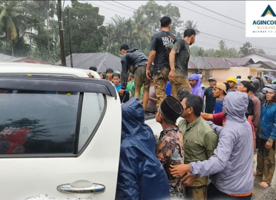 Agincourt Resources Gerakkan Tim Tanggap Darurat Bantu Korban Banjir dan Longsor di Tapanuli Raya